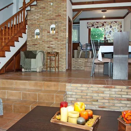 Dorothea's Villa *